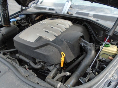 Touareg 5 tdi - vw, 2.5