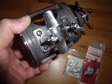DAIWA SEALINE 400H  MULTIPLIER BOAT FISHING REEL ,VERY GOOD CONDITION