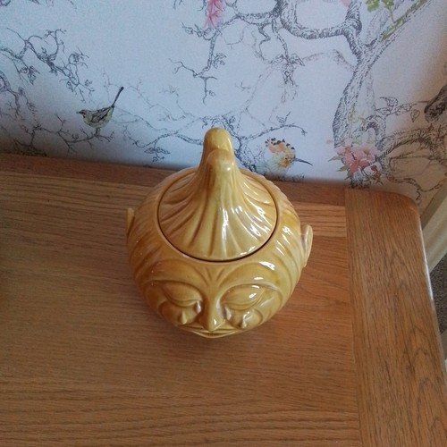Vintage studio retro pottery - studio,