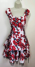 Red white floral rose lace up