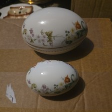 2 VINTAGE WEDGWOOD BONE CHINA