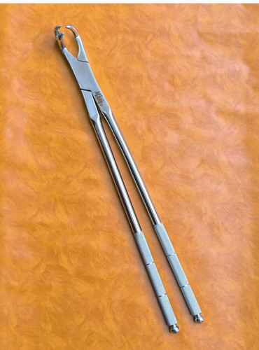 Three prong side - on,