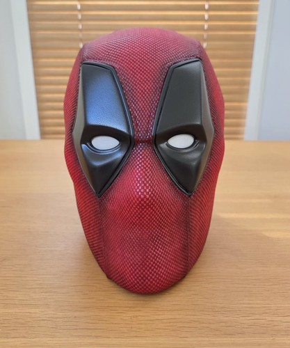 Ilustra studios deadpool - ilustra,