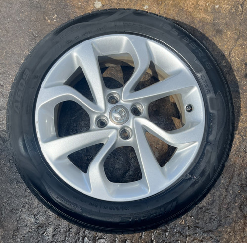 Vauxhall corsa e 4 - vauxhall, d