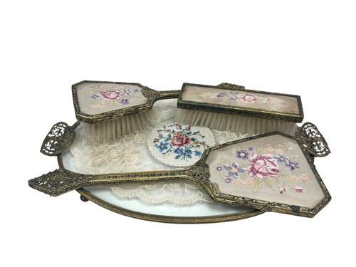Vintage petit point dressing - vintage,