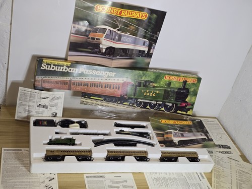Hornby suburban passenger - hornby,