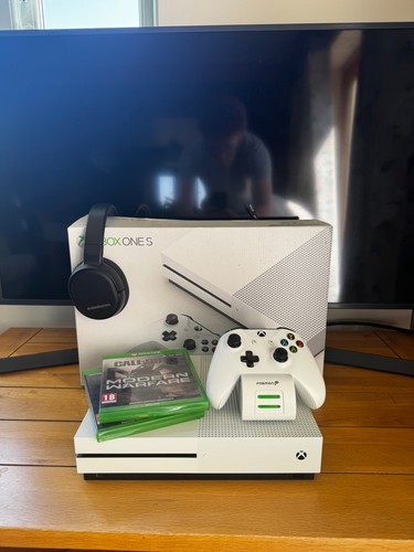 Microsoft xbox one - xbox, s