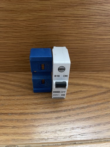 Wylex plug mcb - in, 16amp