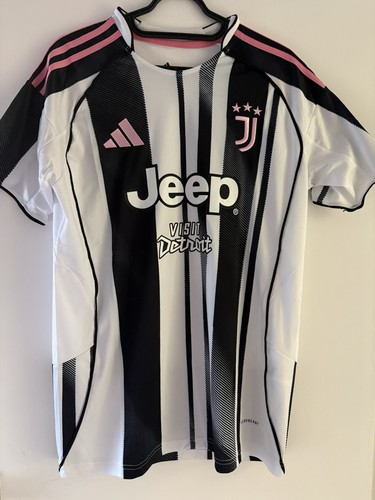Juventus home kit - juventus,