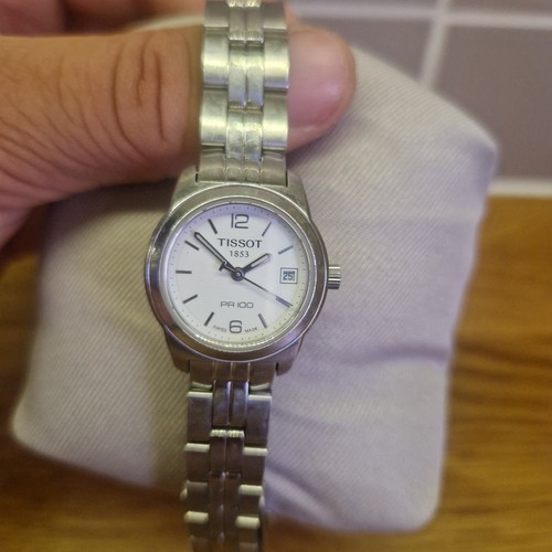 Tissot 100 ladies 24mm - 100,