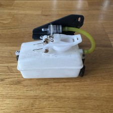 HoBao Hyper 7 Nitro Fuel Tank, Mounts & Splash Guard For 1/8th Scale RC Buggy