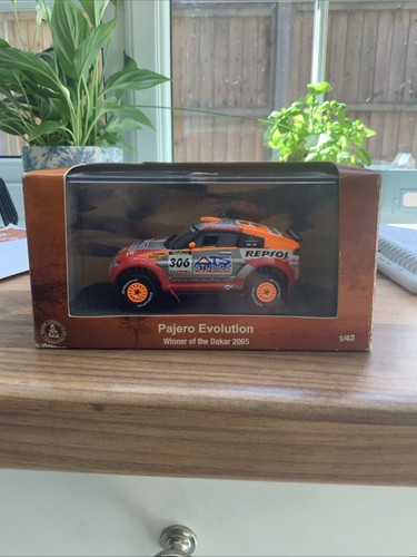 Norev mitsubishi pajero - norev, 1:43