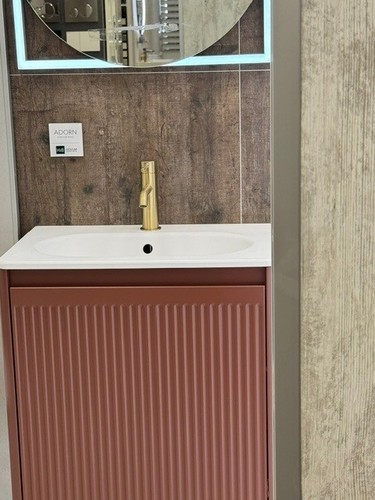 Display wall hung washbasin - ex-display,