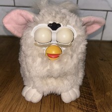 Furby 1998 Snowball White