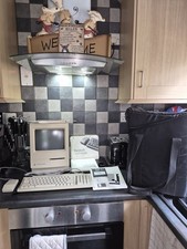 Apple Macintosh Classic M0420 With keyboard and mouse