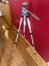 Camera/Camcorder SLIK 500G Compact Light weight Tripod - Easy To Carry 