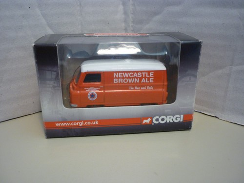 Corgi trackside dg202012 - trackside,
