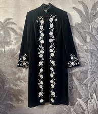 Perfect Vintage LAURA ASHLEY Velvet Embroidered Dress Coat Black Long Jacket 12