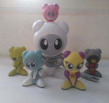 U.B Funkeys (Hub with 5 Characters and CD)