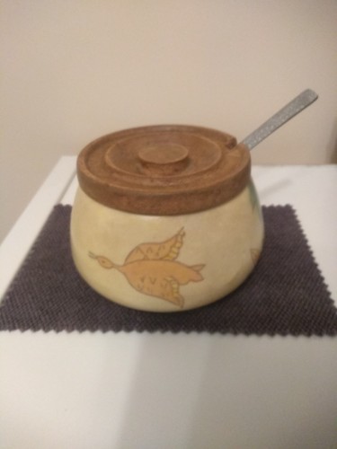 Vintage round ceramic - round,