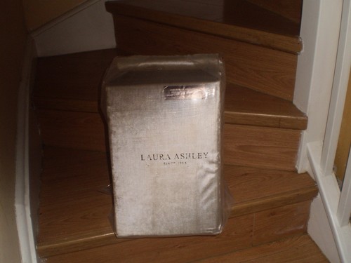 Laura ashley loretta - laura, pale