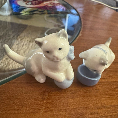 Wade england ceramic cat - wade,
