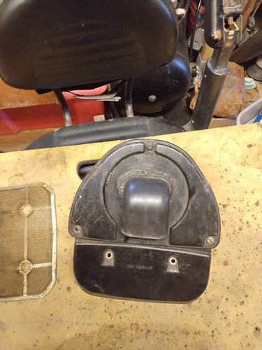 Honda vf400 air box - vf400,