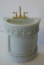 Dolls House Ornate Half