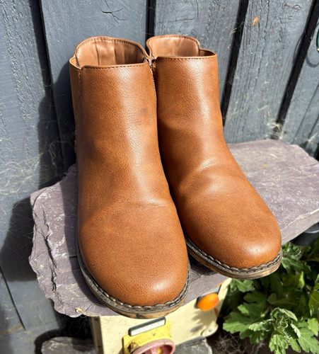 Brown leather chelsea ankle - chelsea,
