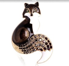Eye Catching Fox Brooch With