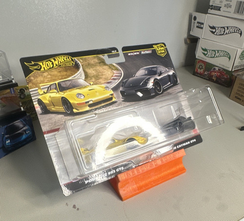 Hot wheels premium - hot, car
