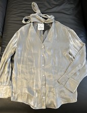 ZARA TOP BLOUSE. ZARA SILVER SHINY SHIRT WITH TIE. SILVER GREY SIZE S