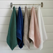 Poloma Cotton Bathroom Towels