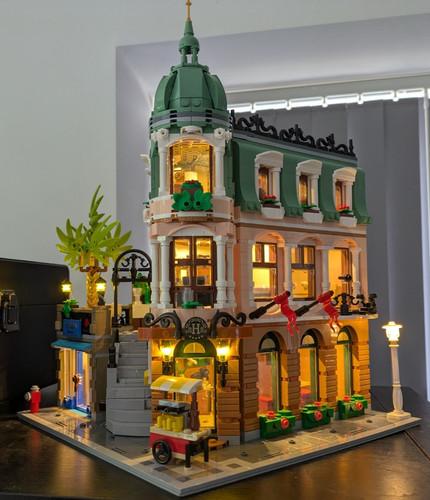 Lego 10297 boutique - lego, hotel
