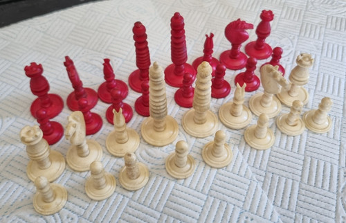 Antique bone barleycorn chess - barleycorn,