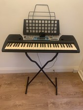 PSR 170 Yamaha Keyboard With Stand