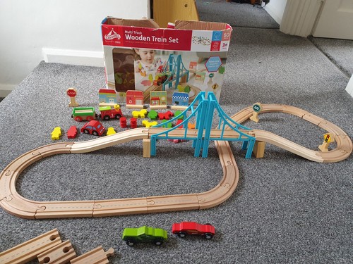 Carousel wooden train track - carousel,