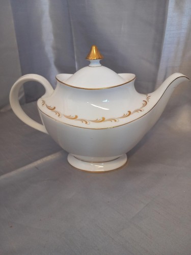 Royal doulton rondo - doulton, teapot