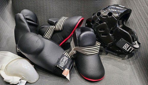 Taekwondo sparring kit - taekwondo,
