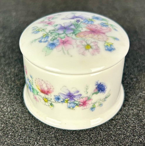 Wedgewood bone china box - wedgewood,