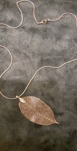 Ladies rose gold tone - rose, leaf