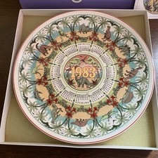 Vintage Wedgwood Calendar Plate 1983 The Age Of Reptiles Series 13 - Boxed