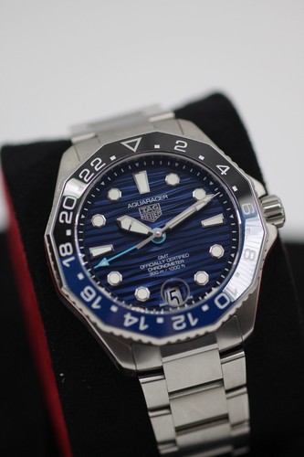 Tag heuer aquaracer - gmt, batman