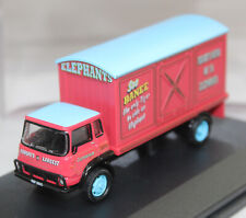 OXFORD DIECAST - CH003 - BEDFORD TK ELEPHANT HERD TRUCK - CHIPPERFIELDS CIRCUS