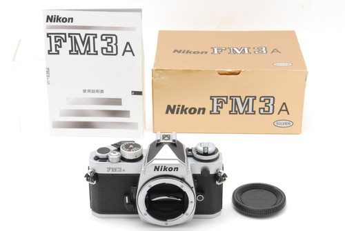 Almost mint box nikon - [almost,