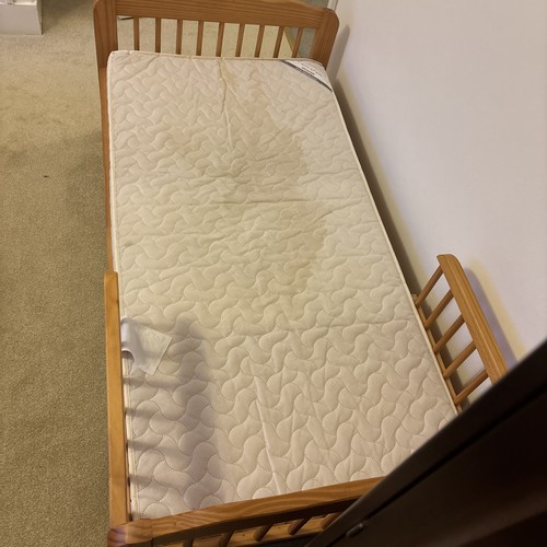 Kid toddler children child bed - children,
