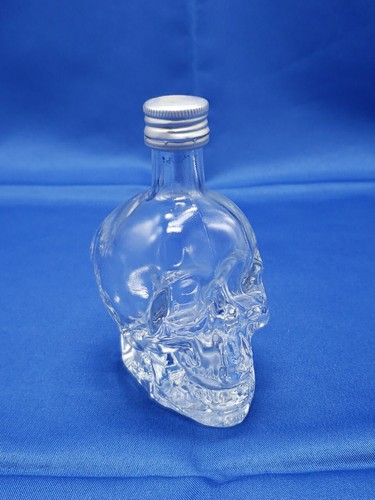 Dan aykroyds crystal head - aykroyds,