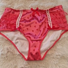 Ladies/Teenagers Knickers Size 10 silky-smooth ruffle trim pink Panties ?