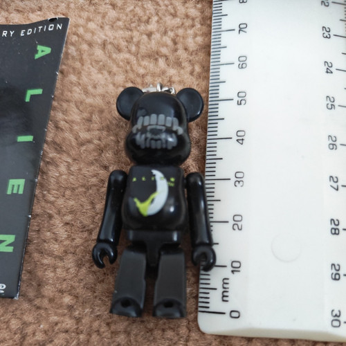 Bearbrick mini alien 20th - bearbrick,