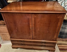 Quality Yew Wood TV Cabinet With Folding Doors